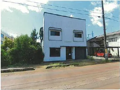 三条市 戸建て 競売物件の写真